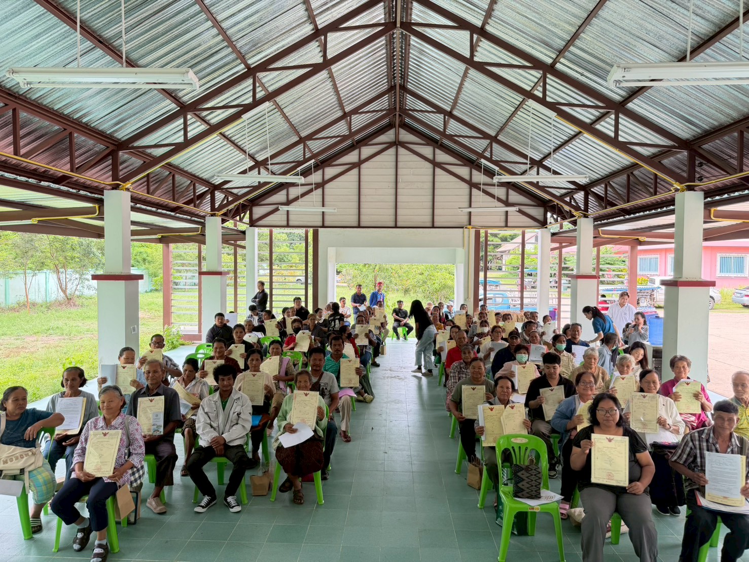 title - นที่ 30 มิถุนายน 2569 นายทินกร เพียภูเขียว ปฏิรูปที่ดินจังหวัดอุบลราชธานี พร้อมด้วยเจ้าหน้าที่ ส.ป.ก.อุบลราชธานี ได้ดำเนินการฝึกอบรมเกษตรกรก่อนมอบหนังสืออนุญาตให้เข้าทำประโยชน์ในเขตปฏิรูปที่ดิน (ส.ป.ก. 4-01)